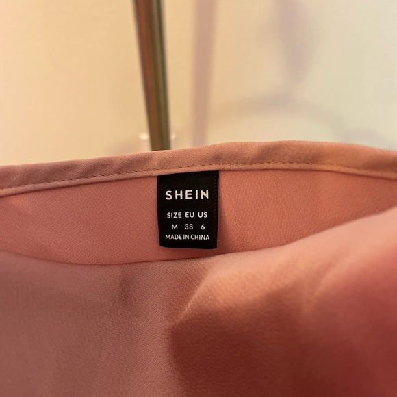 SHEIN Blush Satin Top - Picture 2 of 2